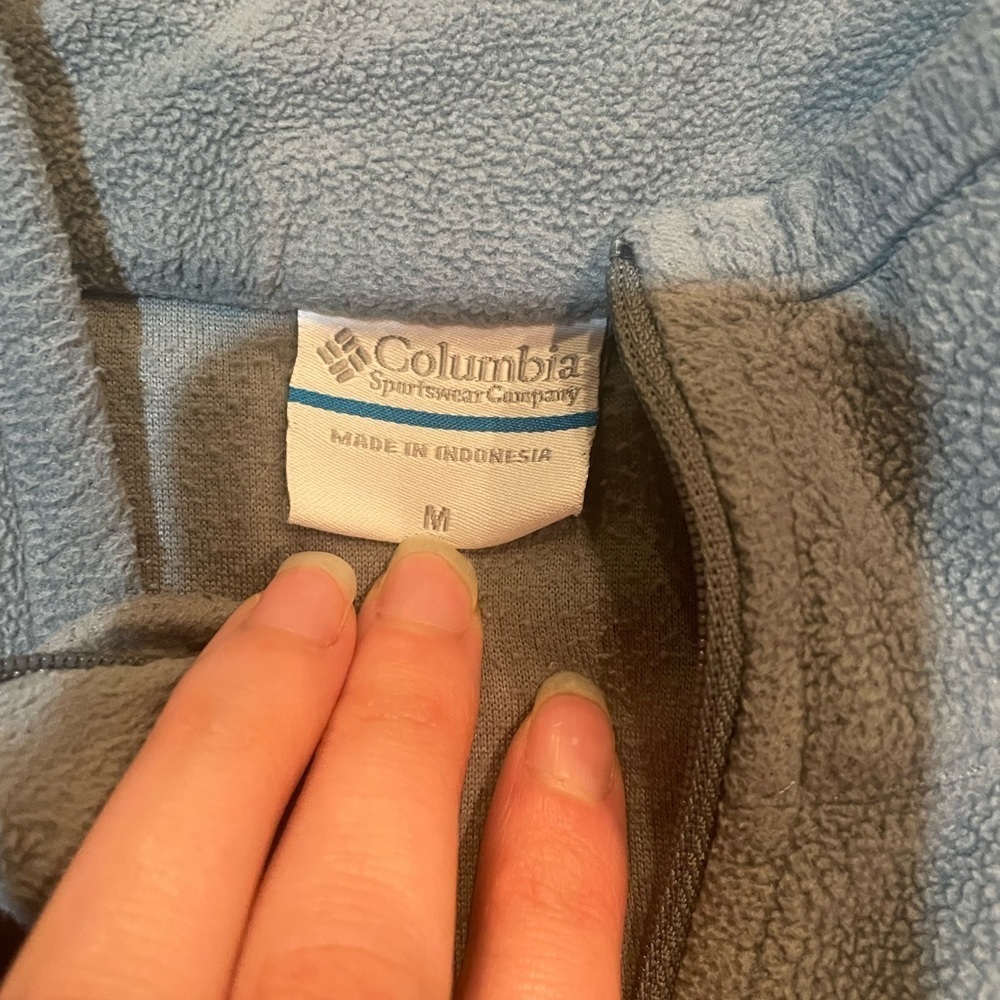 1/4 zip Columbia jacket - Picture 2 of 2